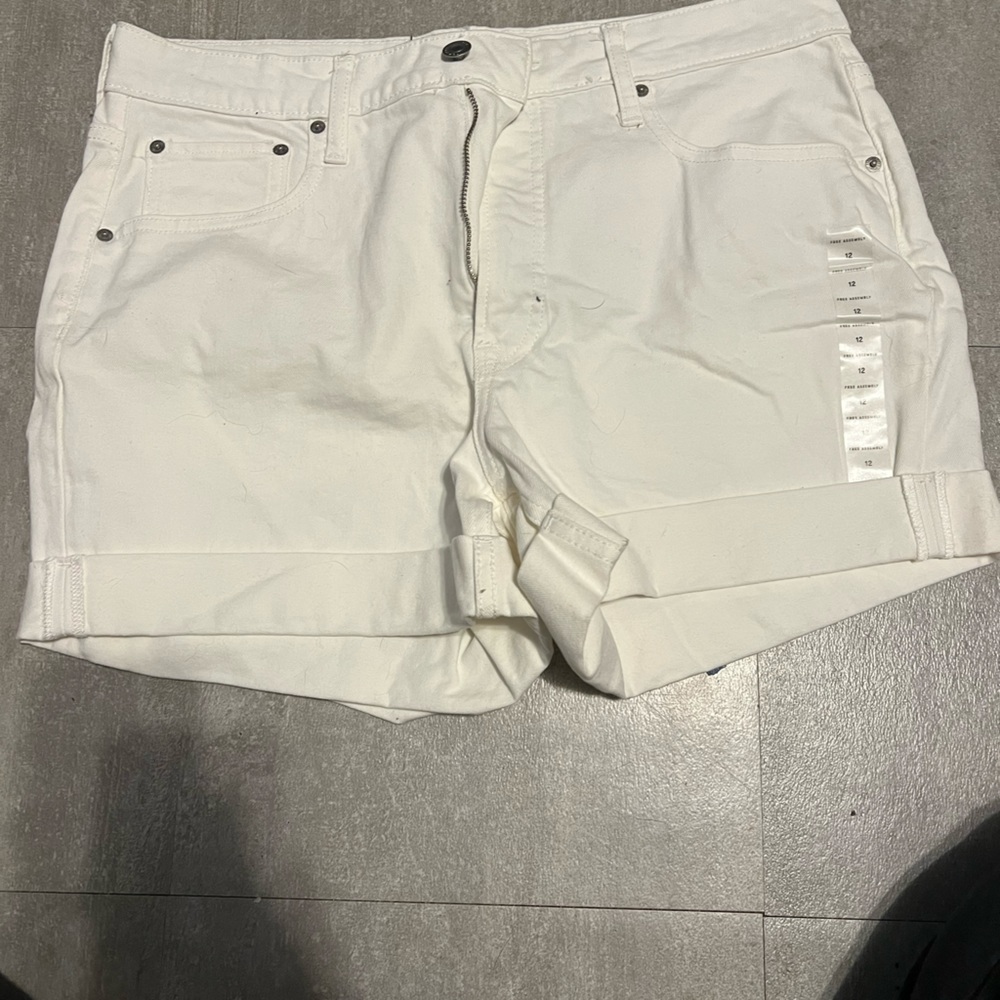 White High Waisted Shorts